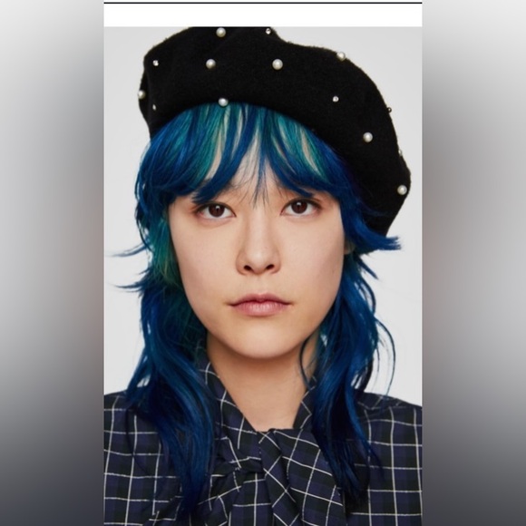 ZARA Beret WOOL KNIT Black PEARL
Beads RHINESTONE BEJEWELLED Hat - Picture 7 of 7